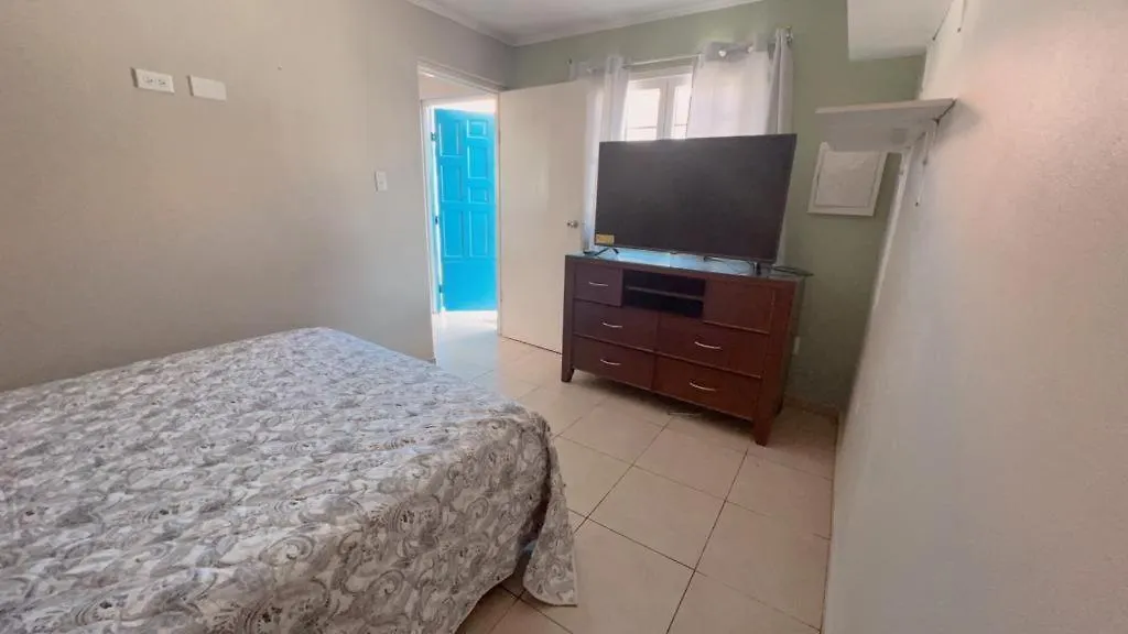 Comodo Apartamento Noord Apartment